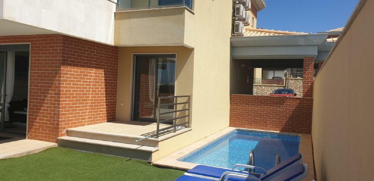 Stunning Villa With Pool Albufeira Exterior photo